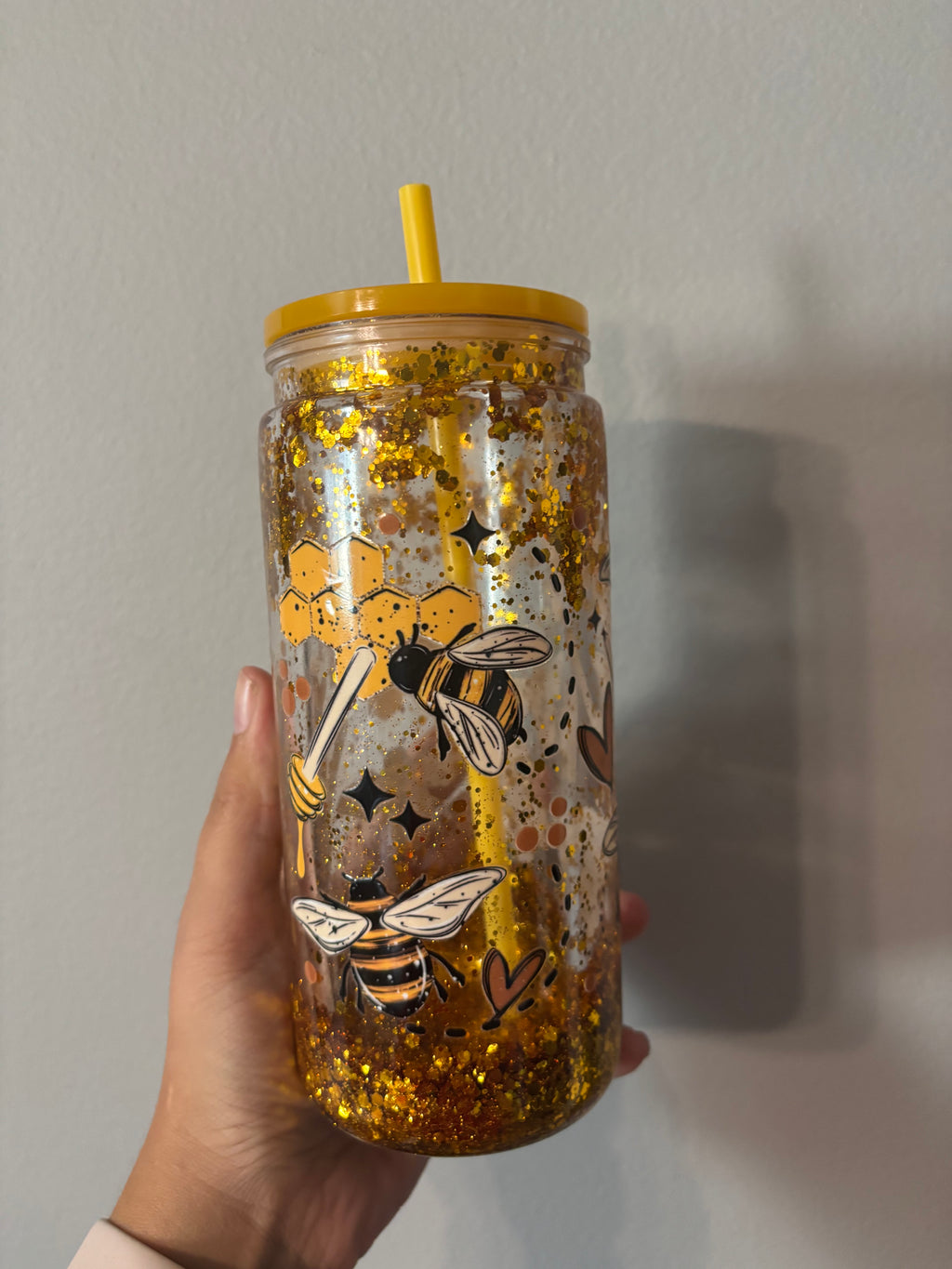Bumblebee 15 oz snow globe tumbler