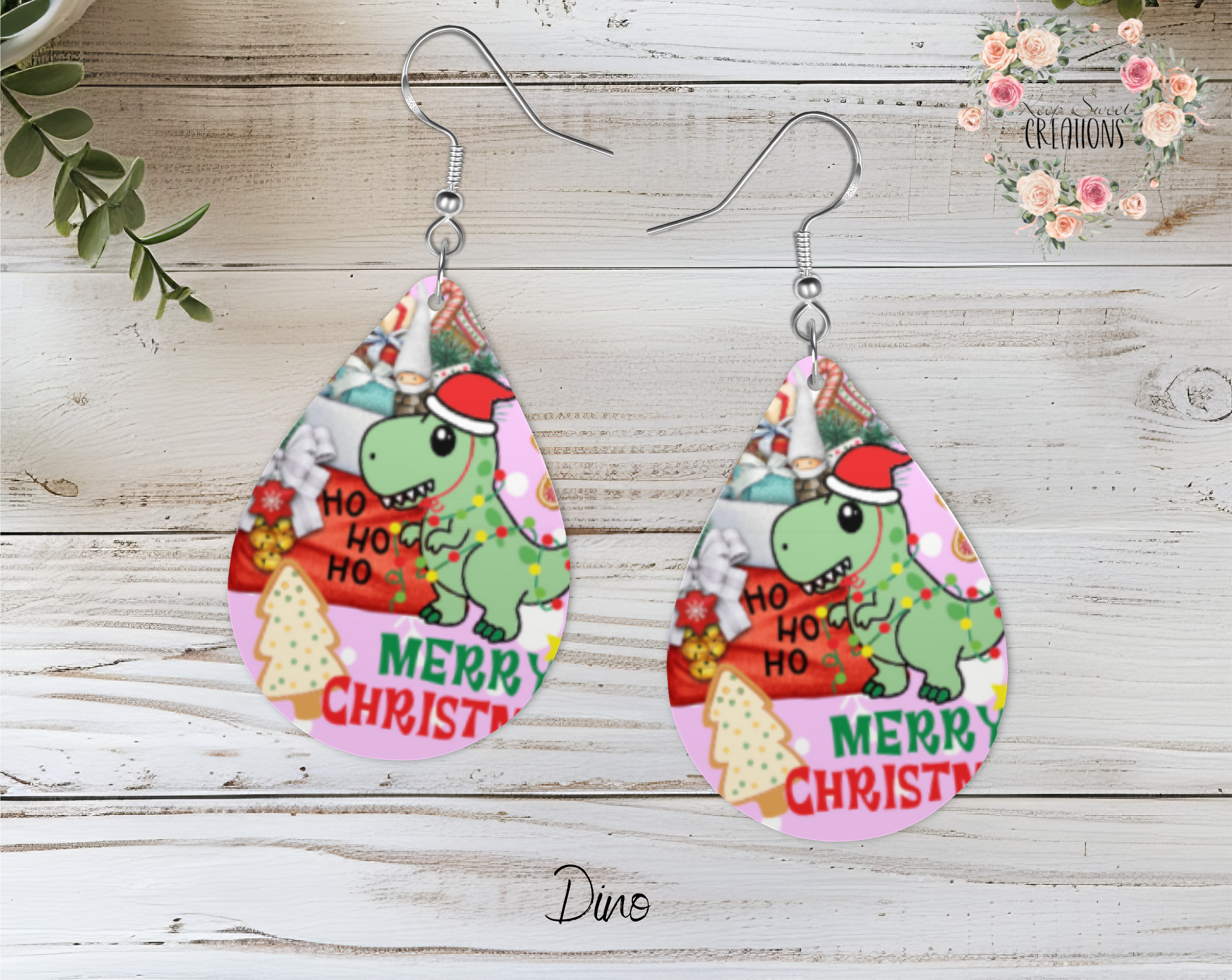 Christmas Animal Teardrop Earrings – Festive Holiday Earrings for Animal Lovers