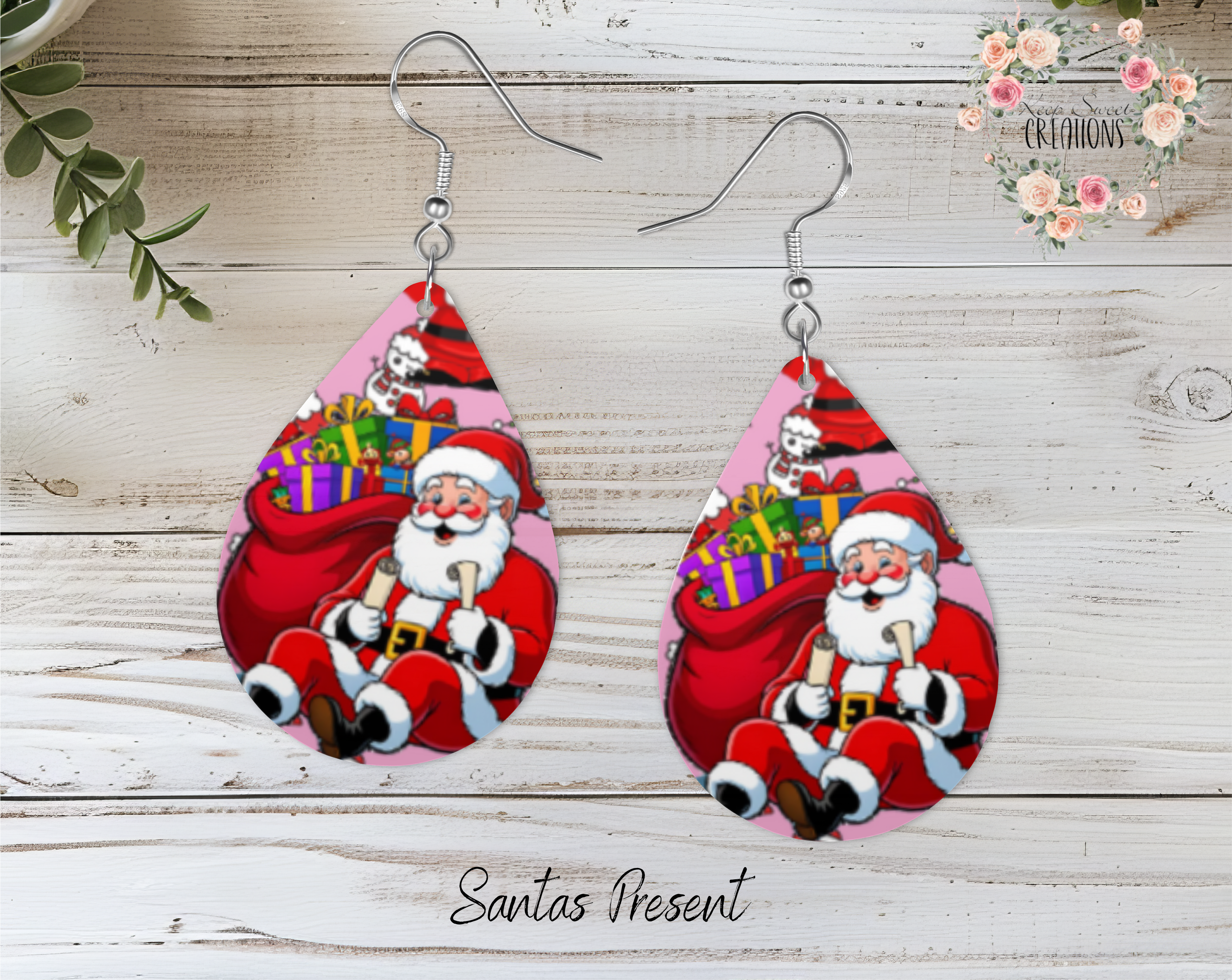Christmas Santa Teardrop Earrings – Festive Holiday Jewelry
