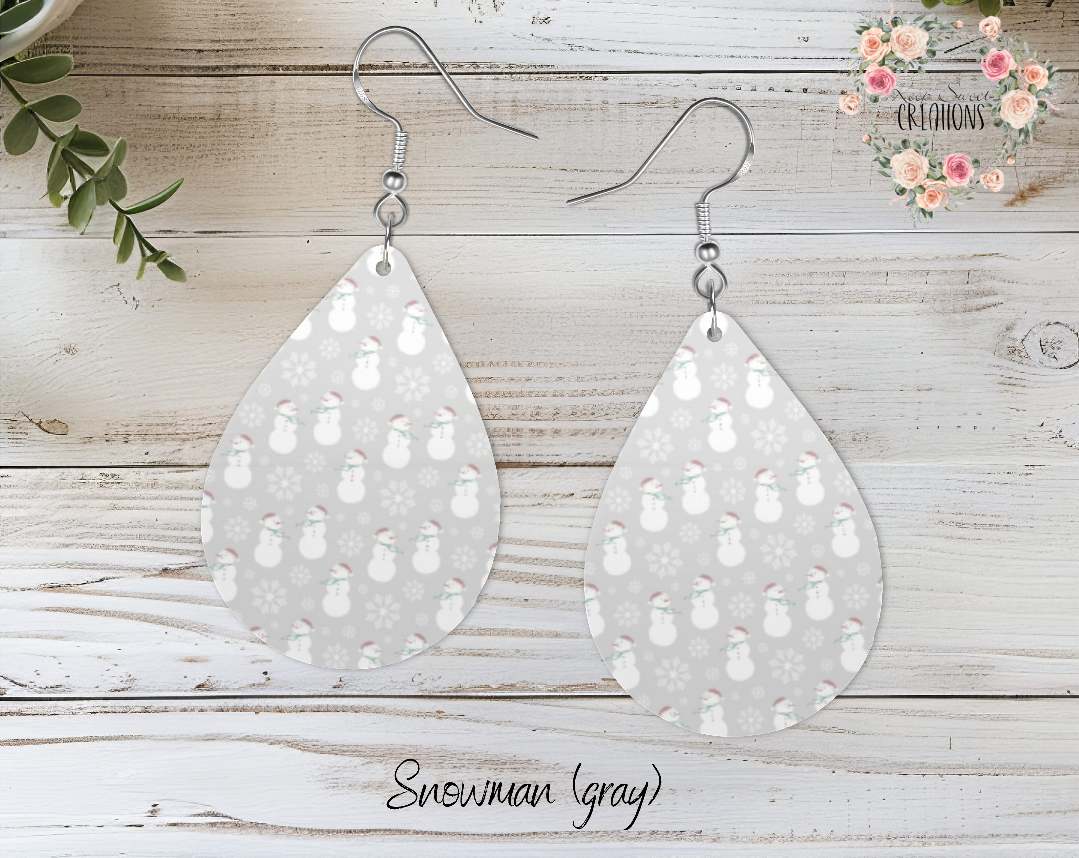 Christmas Snowman Teardrop Earrings – Festive Holiday Jewelry