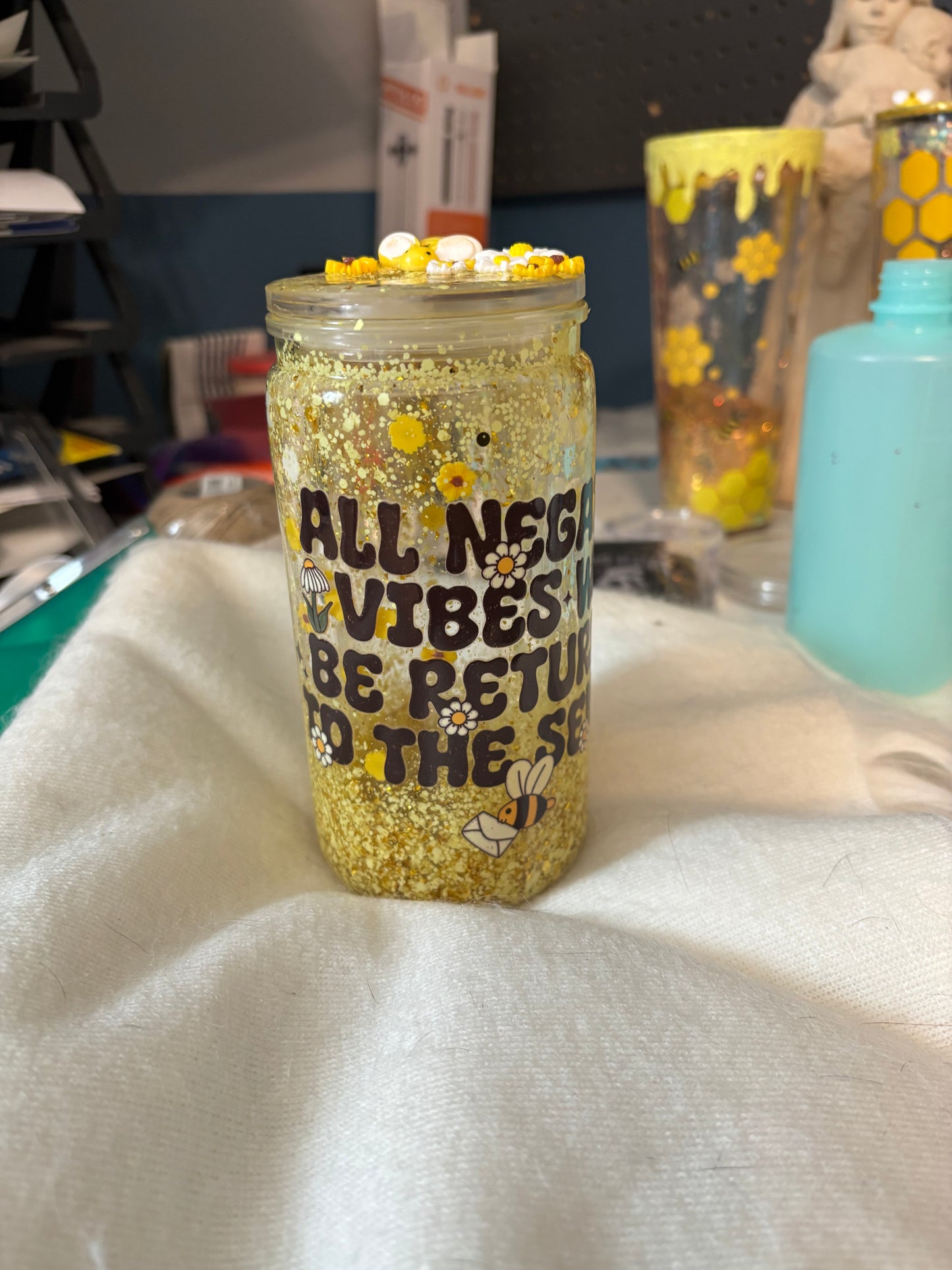 No Negative Vibes Bee Snowglobe Tumbler | Sunflower Bee Positive Vibes Cup