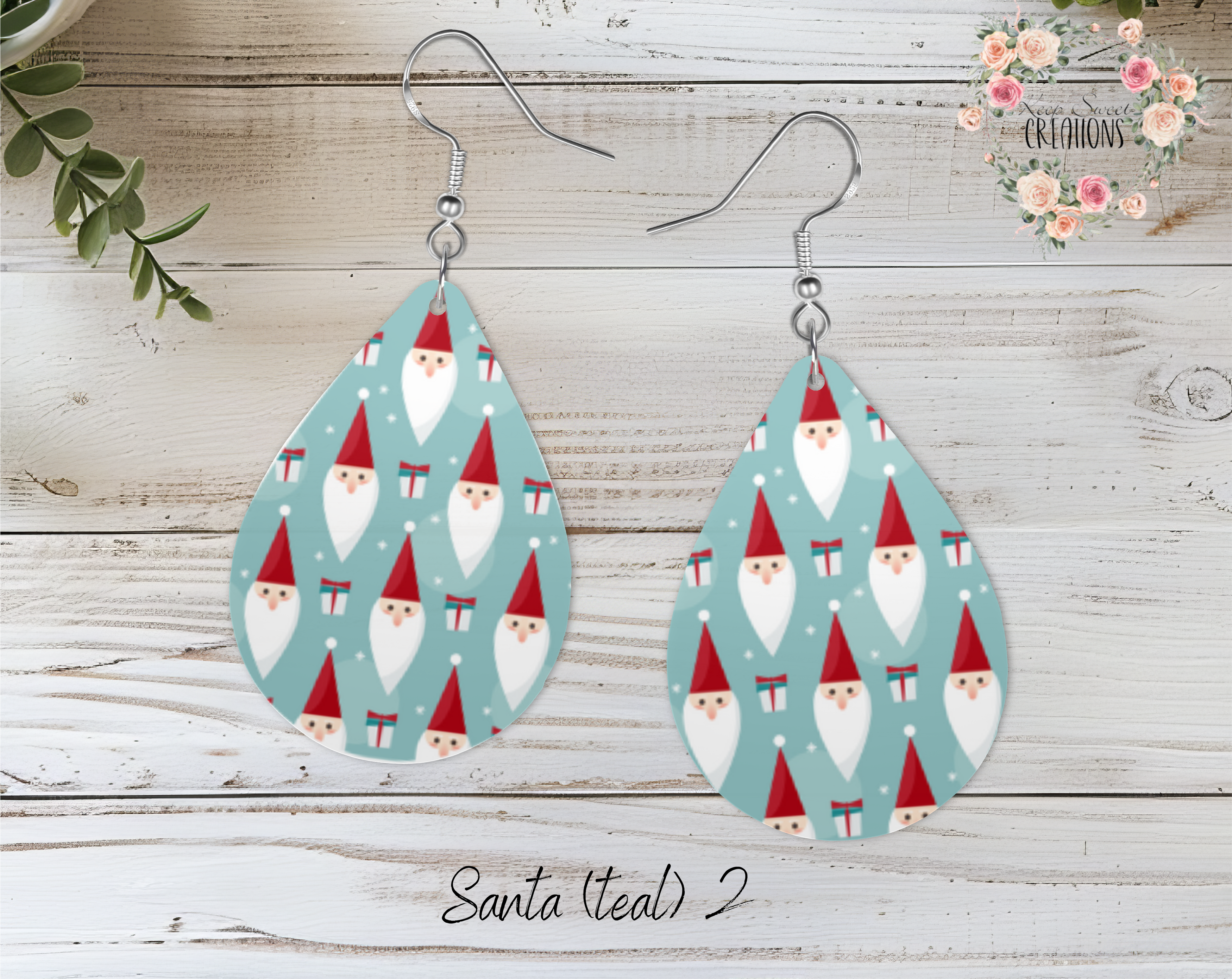 Christmas Santa Teardrop Earrings – Festive Holiday Jewelry