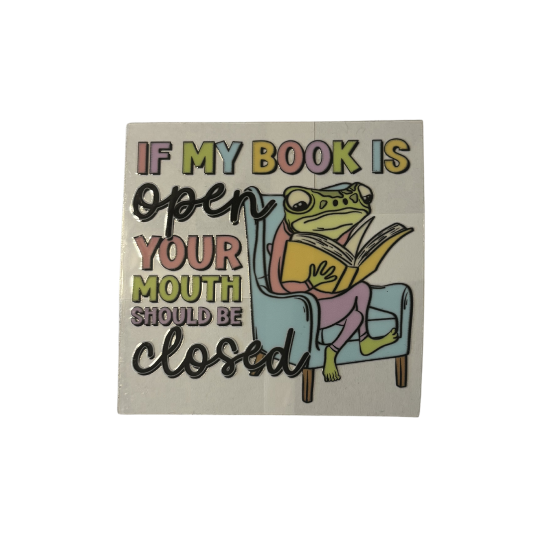 Reading Frog - DECAL