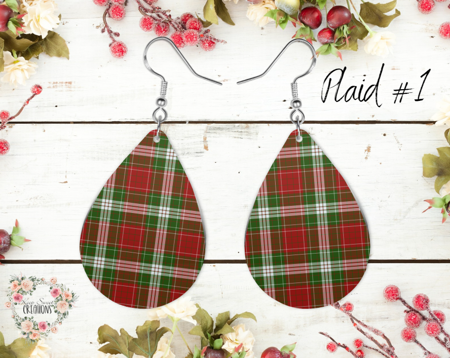 Christmas Plaid Teardrop Earrings – Cozy Rustic Holiday Jewelry